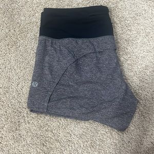 Speed up Lululemon running shorts size 4